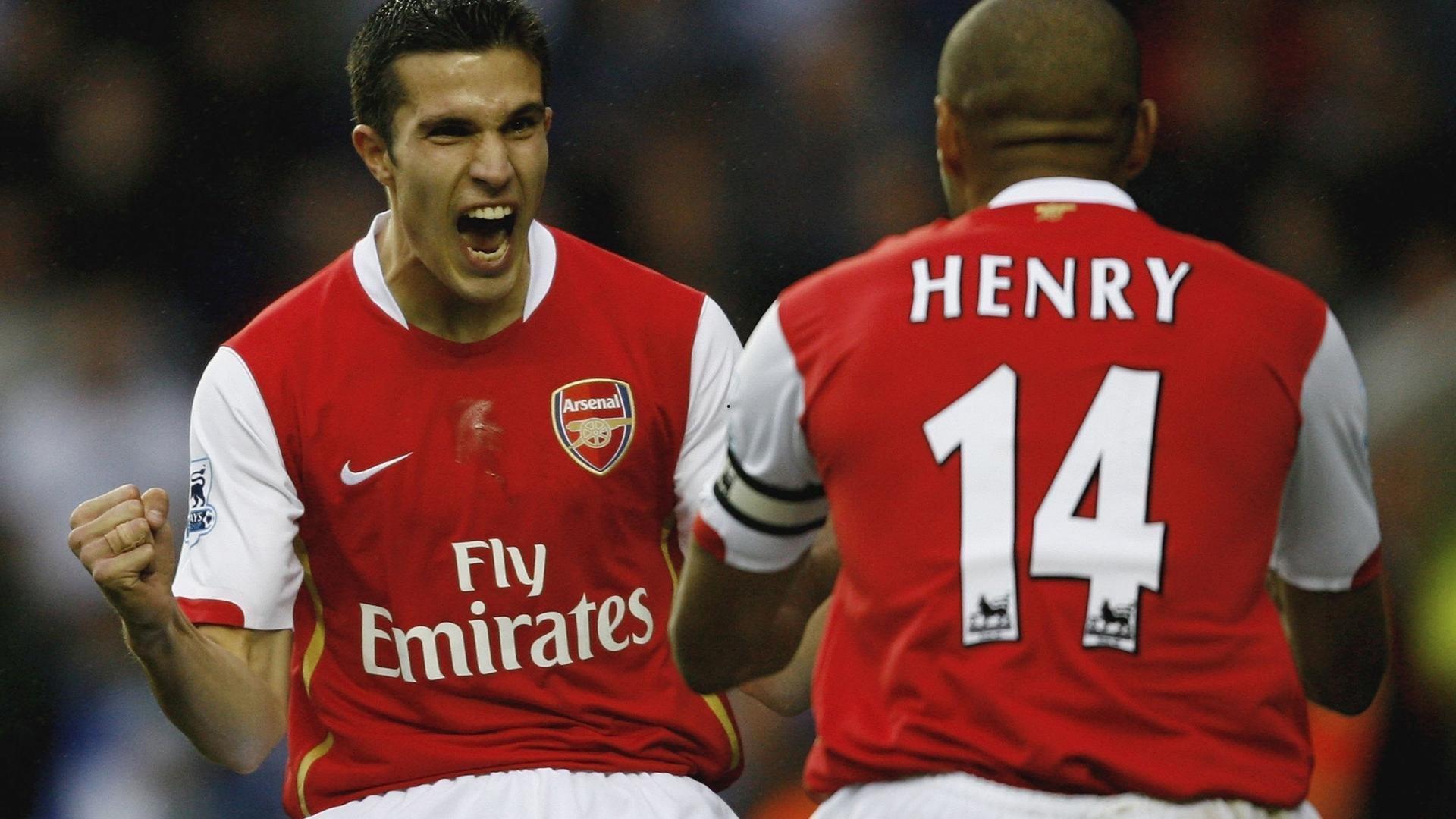 弗兰克坚称争议判罚非点球 盛赞罗梅罗头球更胜一筹