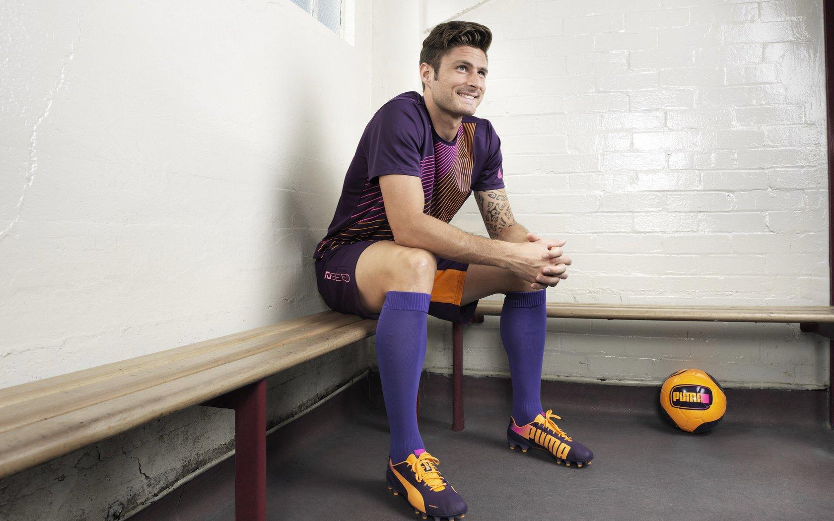 赛后情书,红军城下折戟急盼腾云,皇马闷平药厂教父已展欢颜