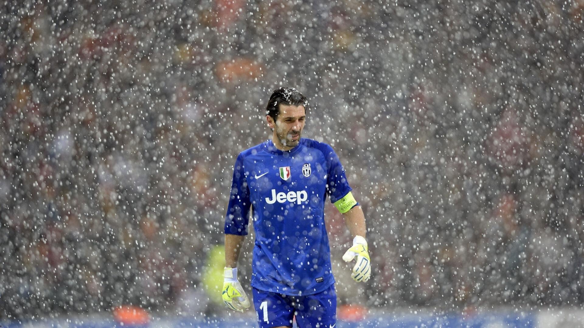 罗马诺独家披露，曼联引援名单锁定尤尔曼德，葡萄牙体育态度强硬拒售核心